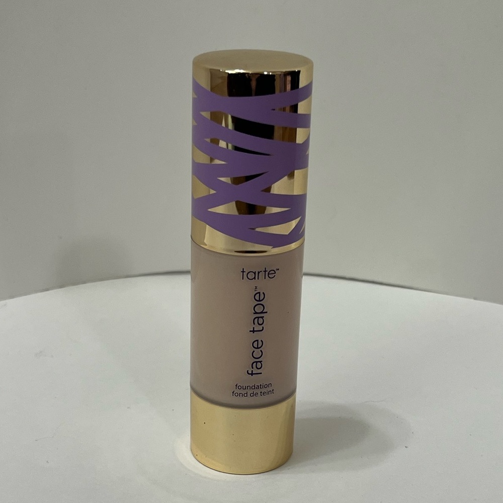 Tarte face tape foundation 8B NWOB